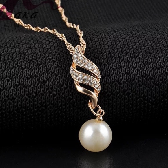 Necklace sets - Picture 4 of 6